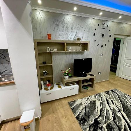 Durres Rebi Apartment Eksteriør bilde